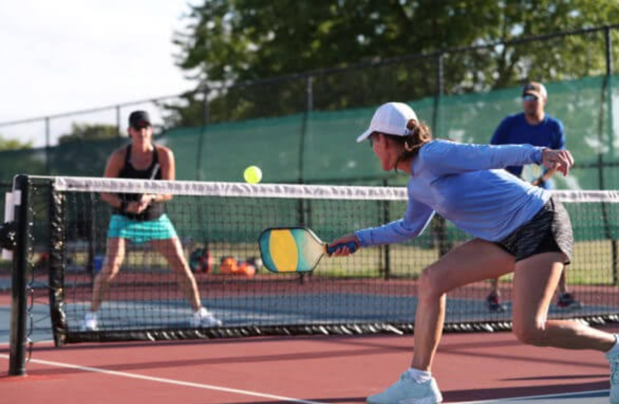 cac-dong-tac-chan-quan-trong-trong-pickleball 1